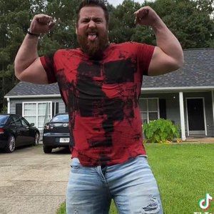 Meet your Posher, Derrick-veigh